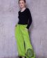 Kalhoty Thao Komfort – hráškově zelené s černou mandalou