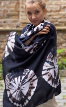 Sarong Bali – černý s bílou batikou