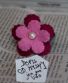 Gumička do vlasů Květ s perlou + Dopis od Myshi – bordó-růžová