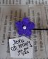 Pírko do vlasů Květ s perlou + Dopis od Myshi – fialkové